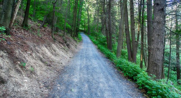 using-gravel-on-farm-roads-some-advice-beginning-farmers